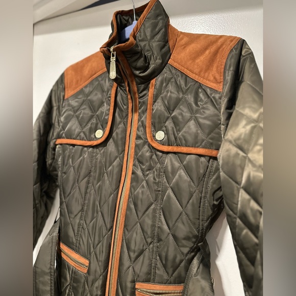 NWOT; 🍁 Vince Camuto quilted belted jacket - Picture 4 of 6